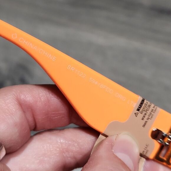 NWT Frye & Co Neon Orange Chunky Statement Sunglasses - Picture 8 of 9